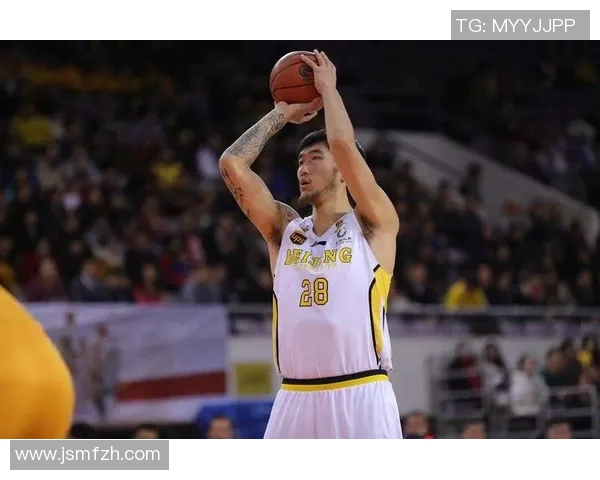 广州篮球队在选拔赛中以75分稳居积分榜首位，展现强劲实力