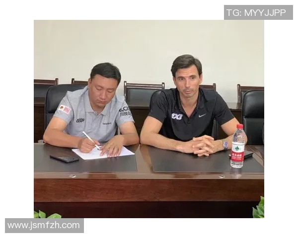 成都篮球队边路渗透战术分析与球队发展前景探讨